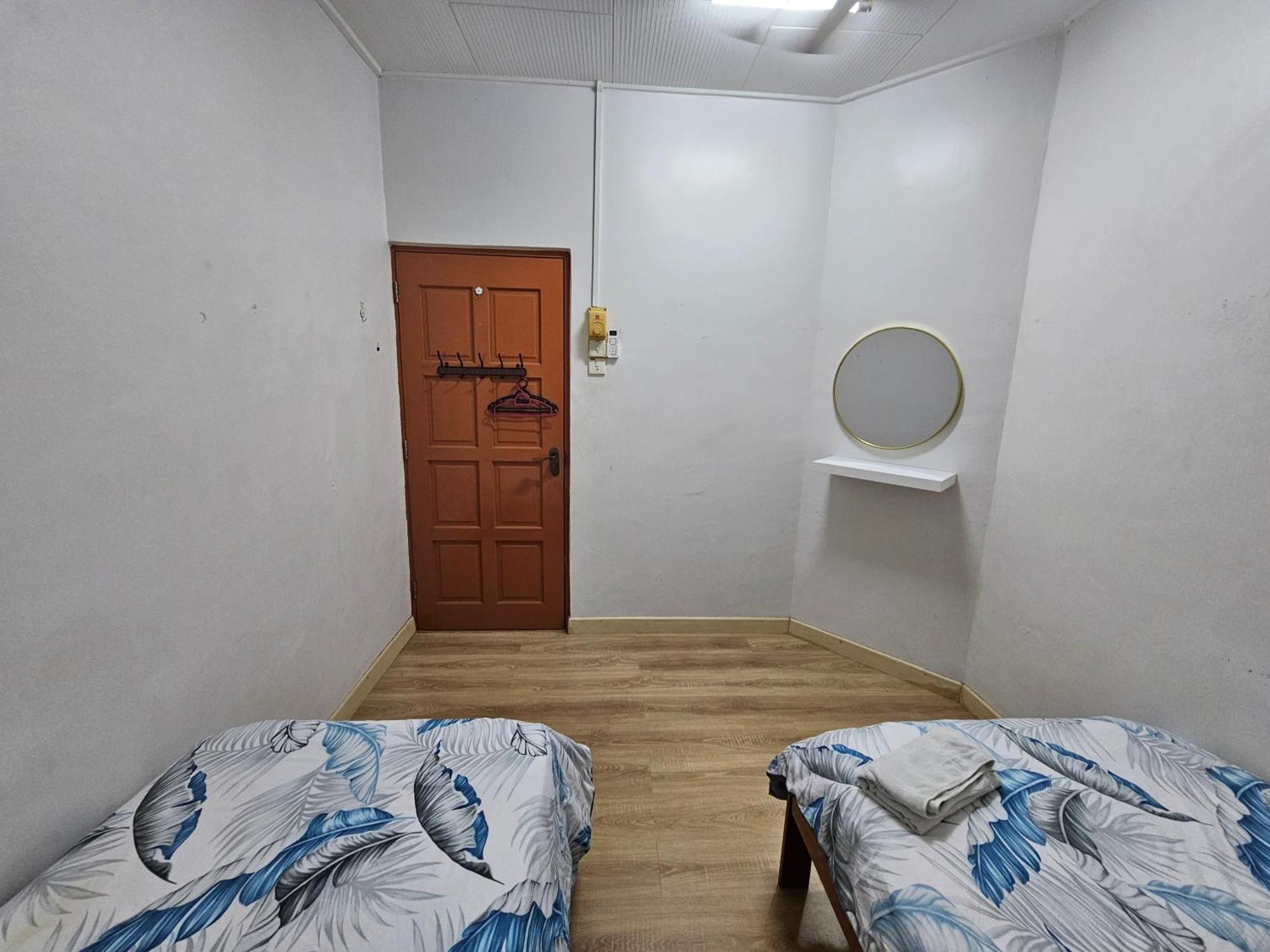 Ruhani Homestay 3 Kb - 4 Bedroom Fully Airconditioned With Wifi & Netflix Kota Bharu Ngoại thất bức ảnh