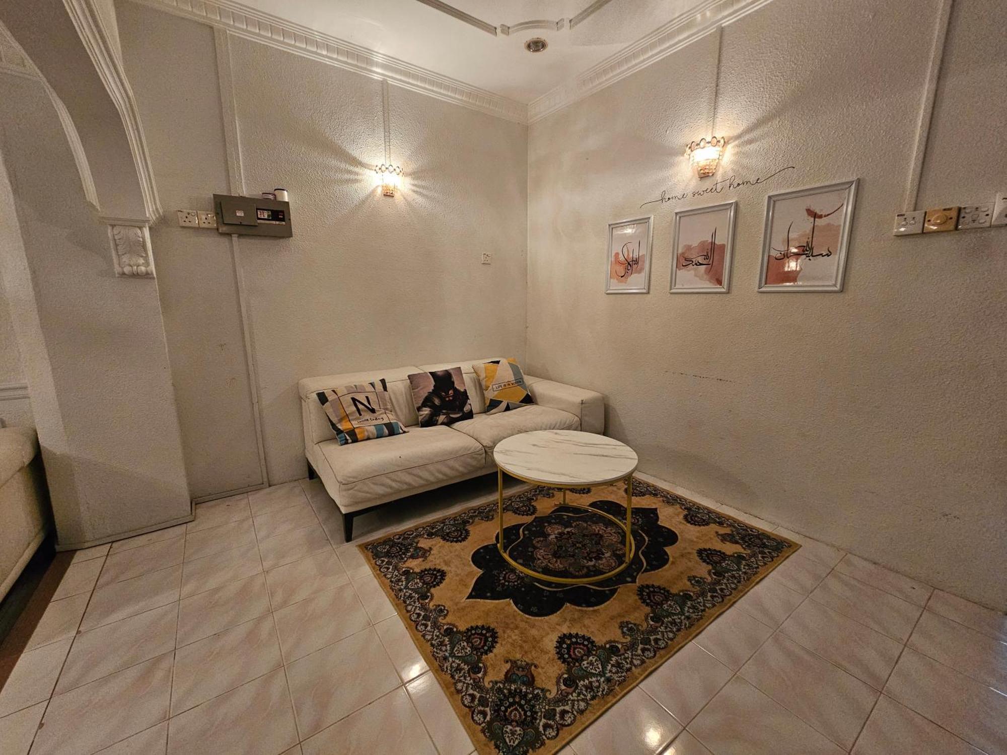 Ruhani Homestay 3 Kb - 4 Bedroom Fully Airconditioned With Wifi & Netflix Kota Bharu Ngoại thất bức ảnh